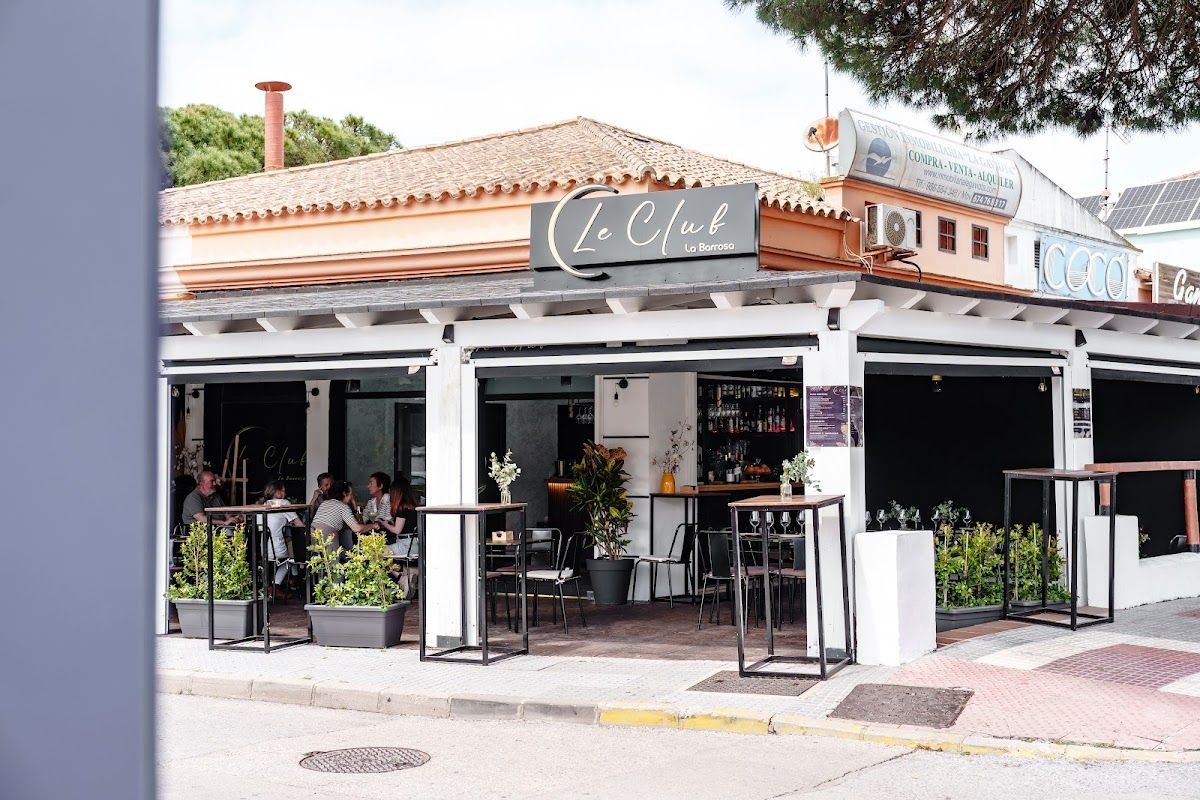 Foto de Le Club La Barrosa, Restauración y Ocio Gastronómico en La Barrosa, Chiclana