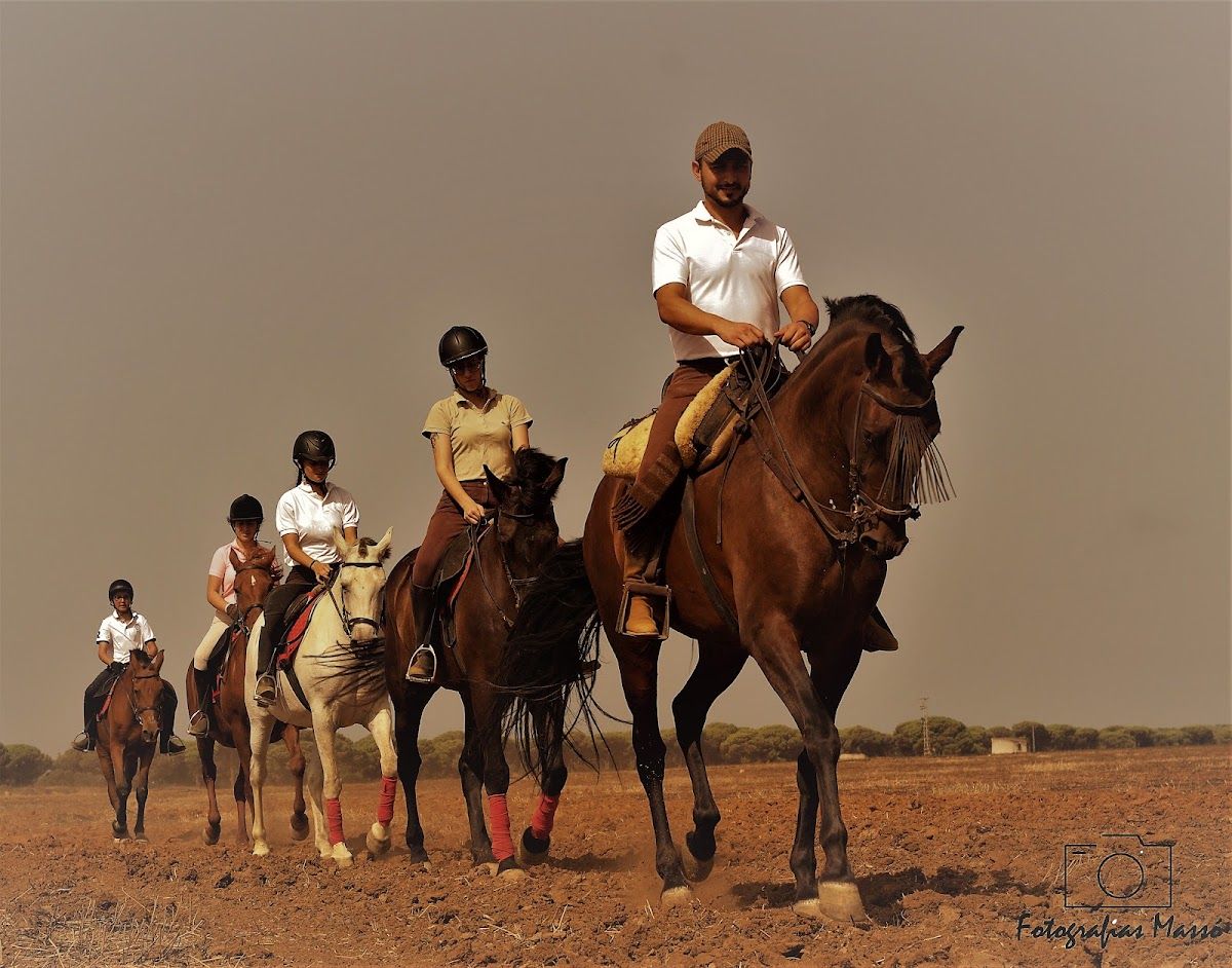 Foto de Hipica Mendoza, Hípica y Rutas a Caballo en Pago del Humo, Chiclana