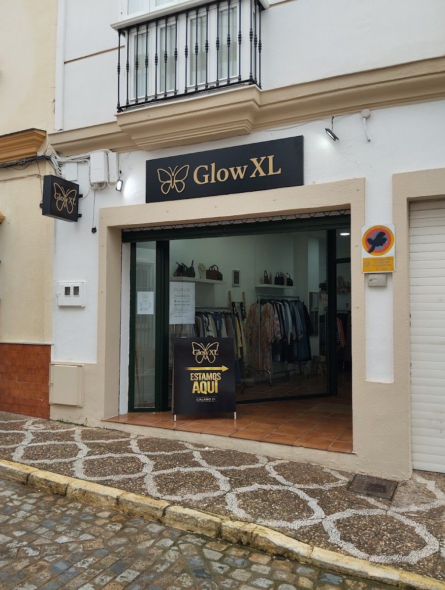 Foto de GlowXL, Compras, Moda y Artesanía en Chiclana Centro, Chiclana