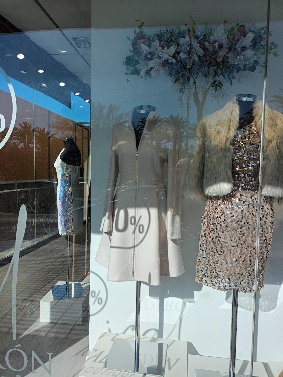 Foto de Boutique Juany Calderon, Compras, Moda y Artesanía en Chiclana Centro, Chiclana