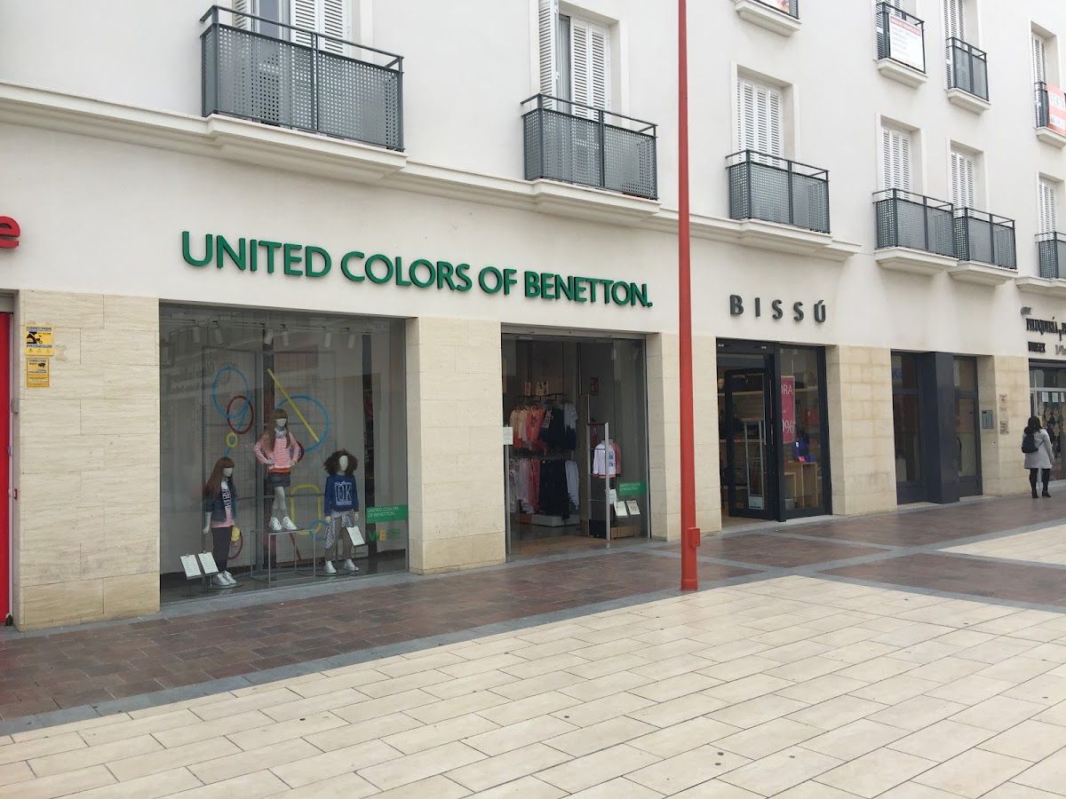 Foto de Benetton Chiclana, Compras, Moda y Artesanía en Chiclana Centro, Chiclana