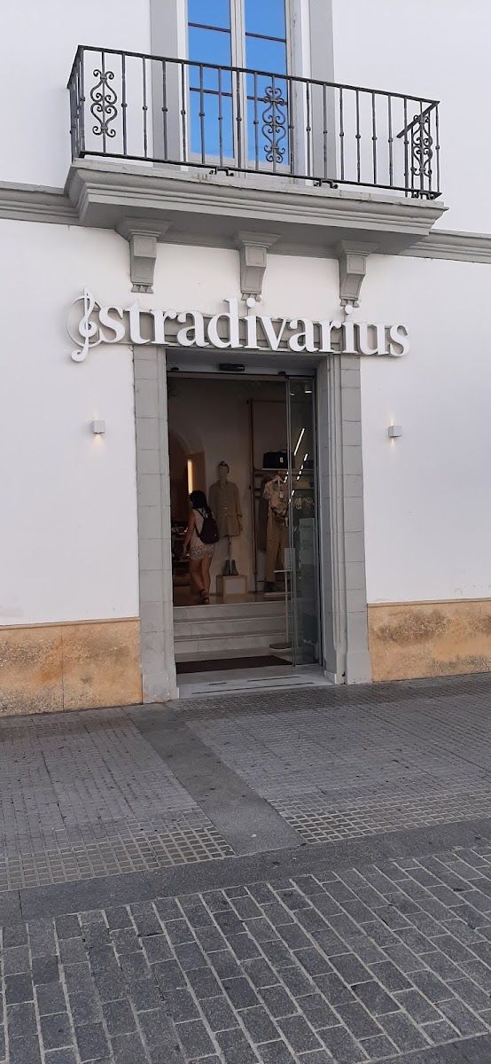 Foto de Stradivarius, Compras, Moda y Artesanía en Chiclana Centro, Chiclana
