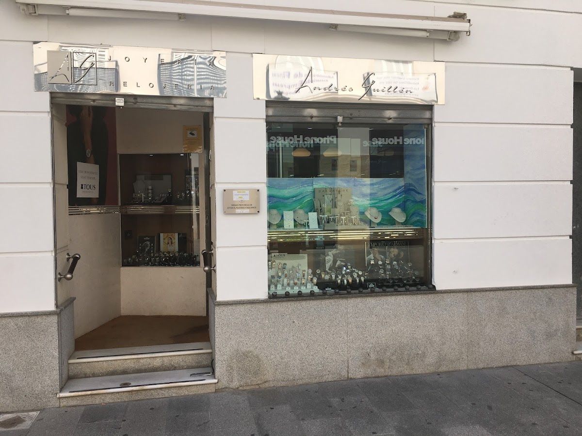 Foto de Joyería Andrés Guillén, Compras, Moda y Artesanía en Chiclana Centro, Chiclana
