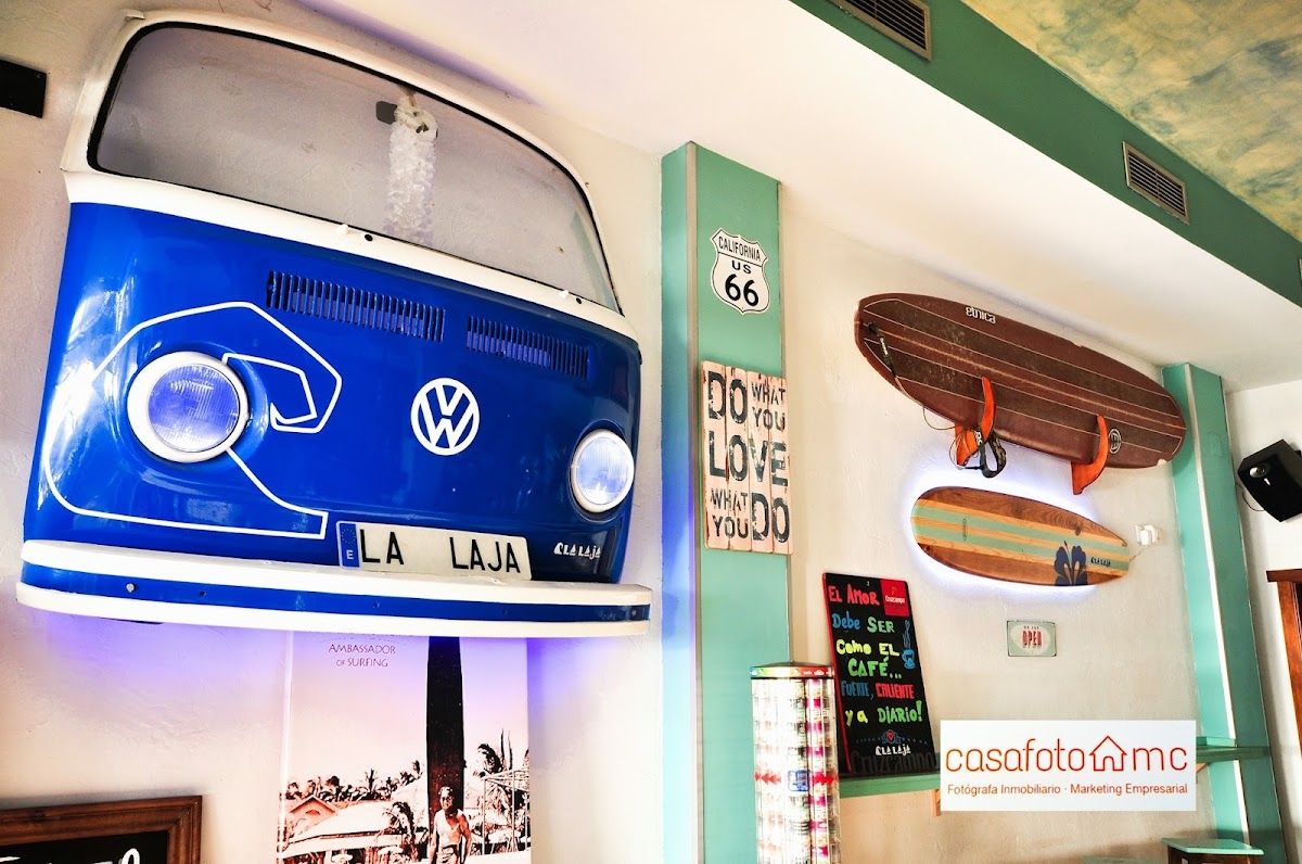 Foto de La Laja café-copas, Vida Nocturna y Copas en La Barrosa, Chiclana