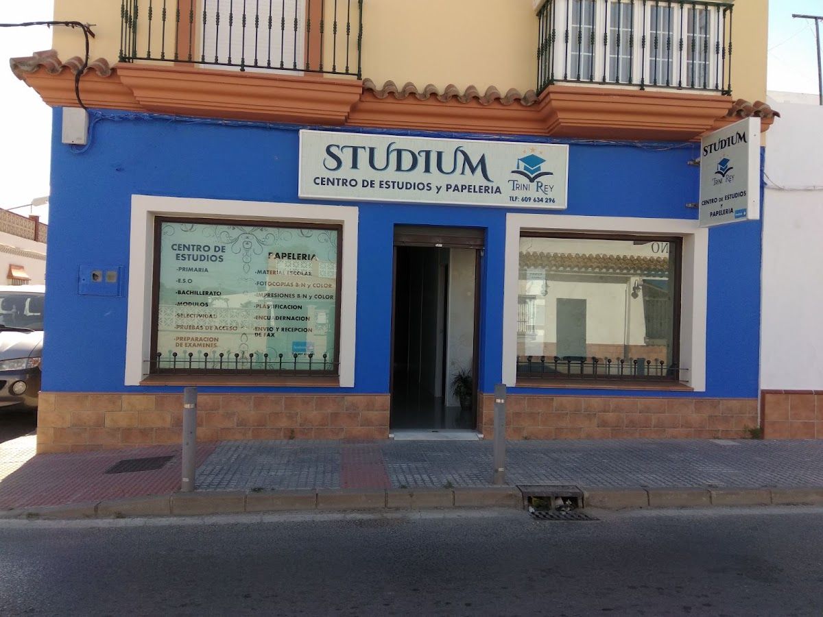 Foto de Studium - Papelería, Compras, Moda y Artesanía en Chiclana Centro, Chiclana