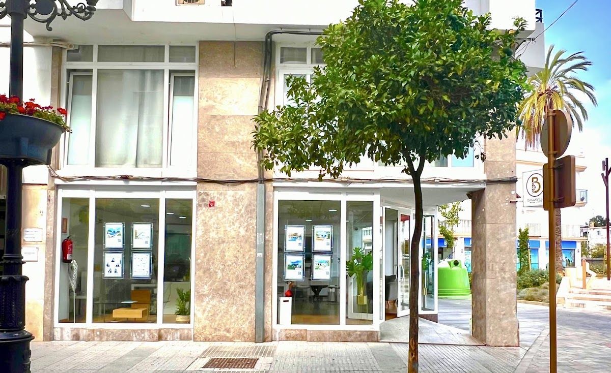 Foto de BuganVilla Inmobiliaria Chiclana, Servicios Locales y Profesionales en Chiclana Centro, Chiclana